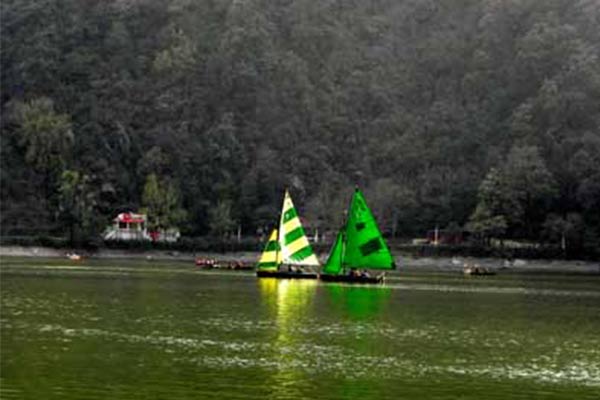Sailing-regatta-nainital