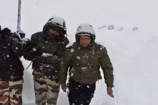 chamoli-mana-camp-avalanche-rescue