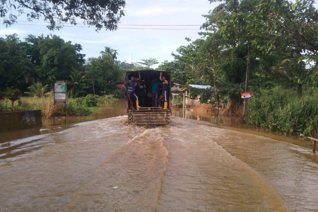 sri-lanka-floods-cyclone-ditwah