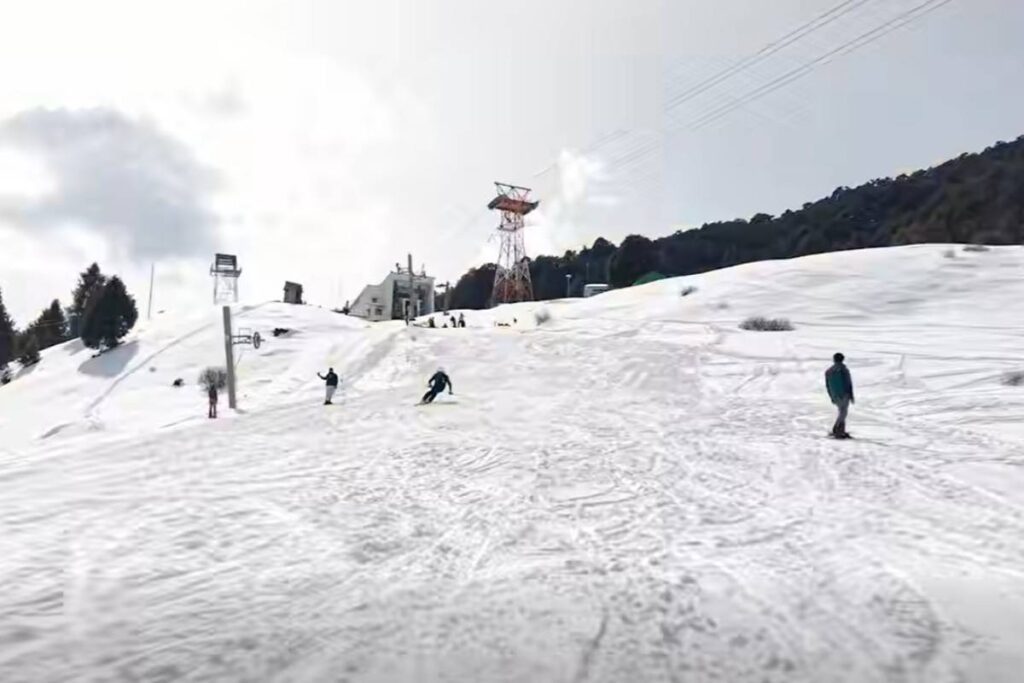 auli-skiing