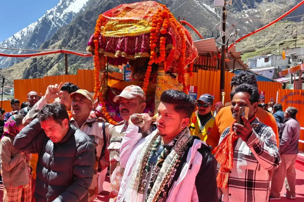 badrinath-procession
